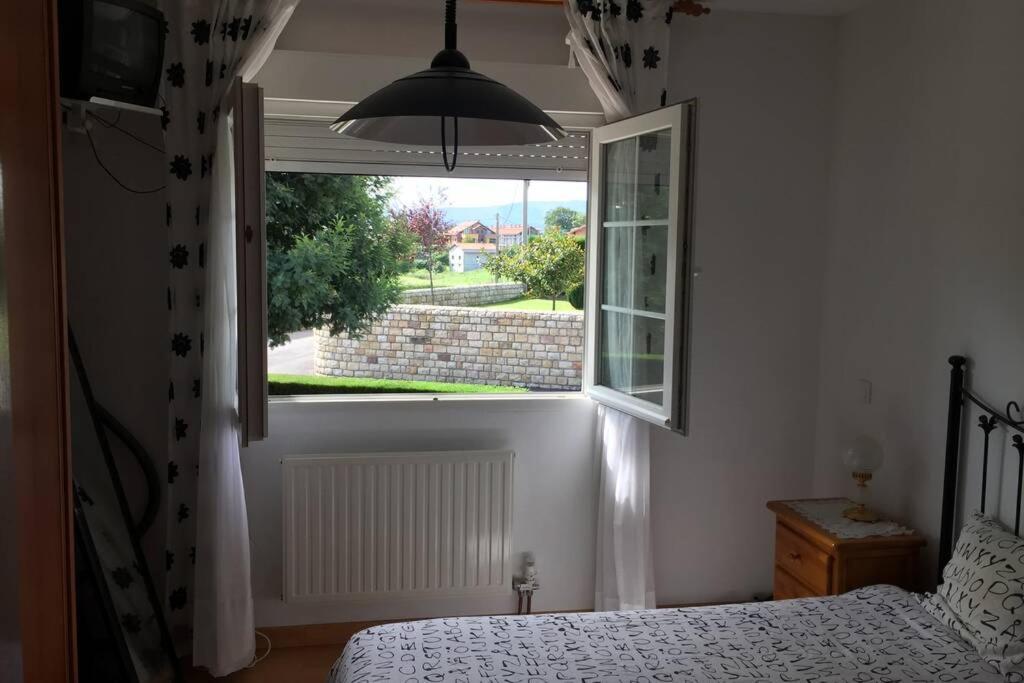 Chalet En El Alto De La Hayuela-Udias Eksteriør bilde